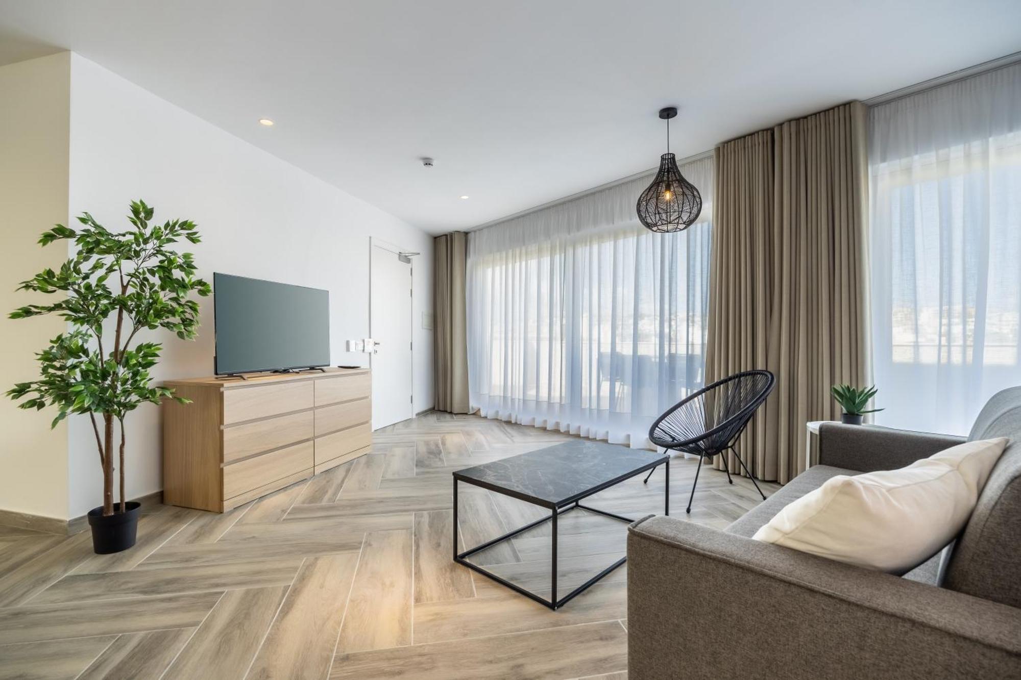 The Cube - Designer Finished Studio Penthouse By Sf Homes Gzira Exteriér fotografie