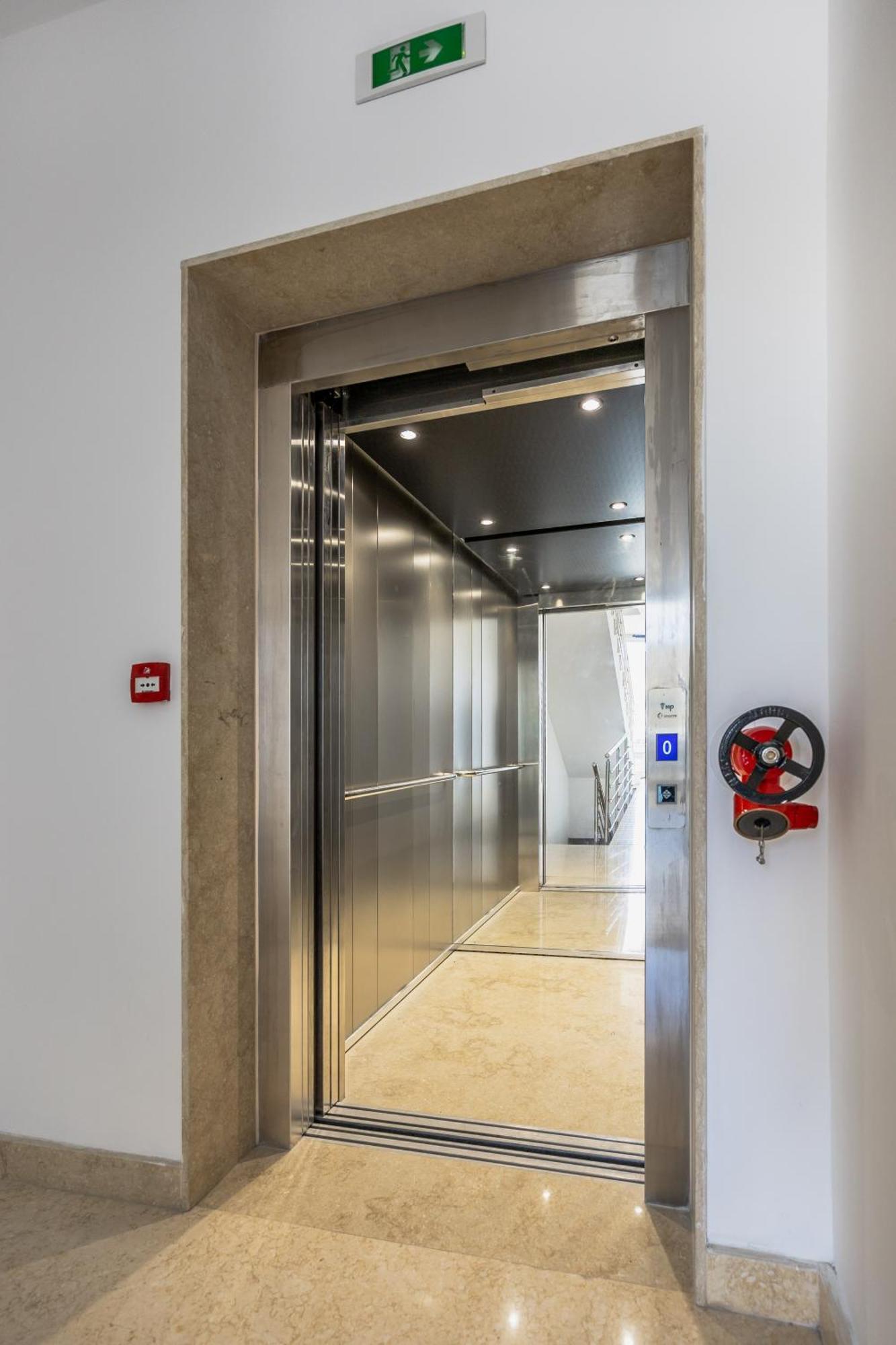 The Cube - Designer Finished Studio Penthouse By Sf Homes Gzira Exteriér fotografie